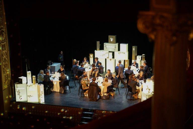 Mouton Cadet fait son retour sur scène avec un dîner d’exception