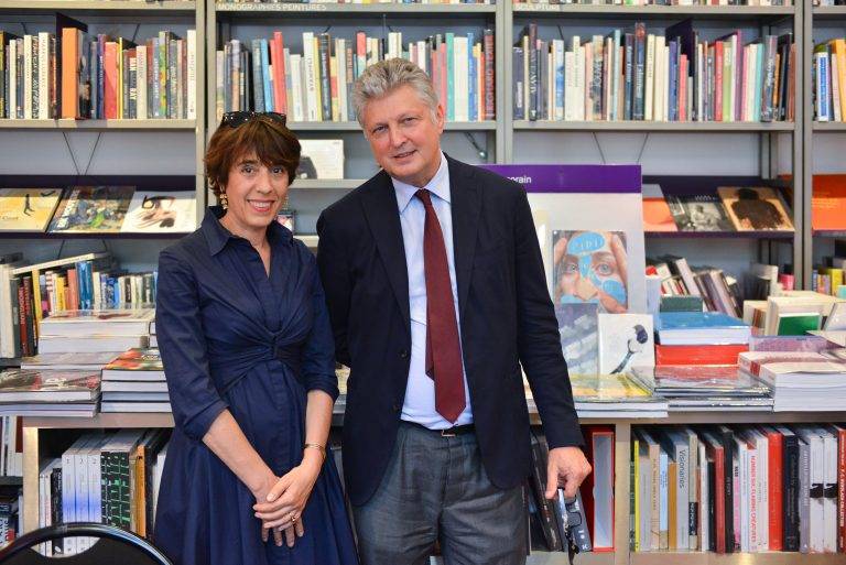  - AD France et Artcurial réunissent le meilleur du design français avec l’ouvrage « The New Chic »