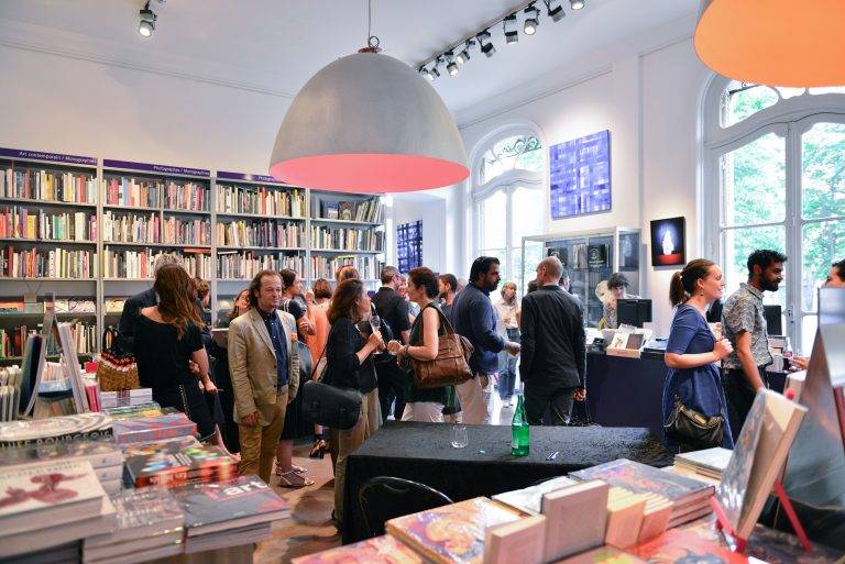 AD France et Artcurial réunissent le meilleur du design français avec l’ouvrage « The New Chic »