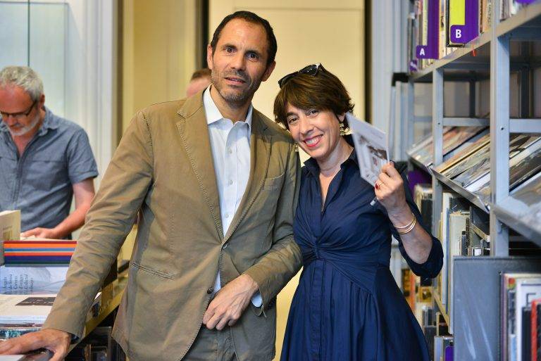  - AD France et Artcurial réunissent le meilleur du design français avec l’ouvrage « The New Chic »