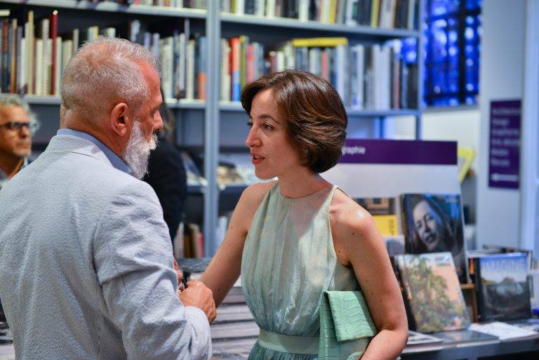  - AD France et Artcurial réunissent le meilleur du design français avec l’ouvrage « The New Chic »