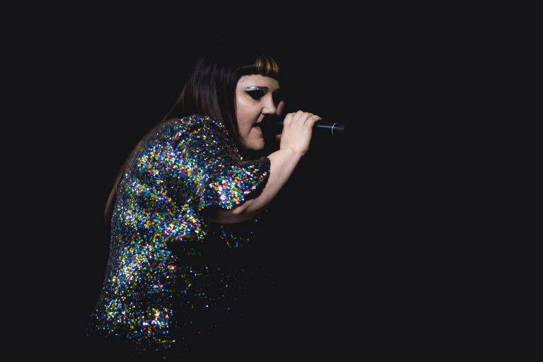  - Beth Ditto, Loïc Nottet, Fishbach et Malo’ frappent fort pour la Creative Live Session #9 de Sony Music