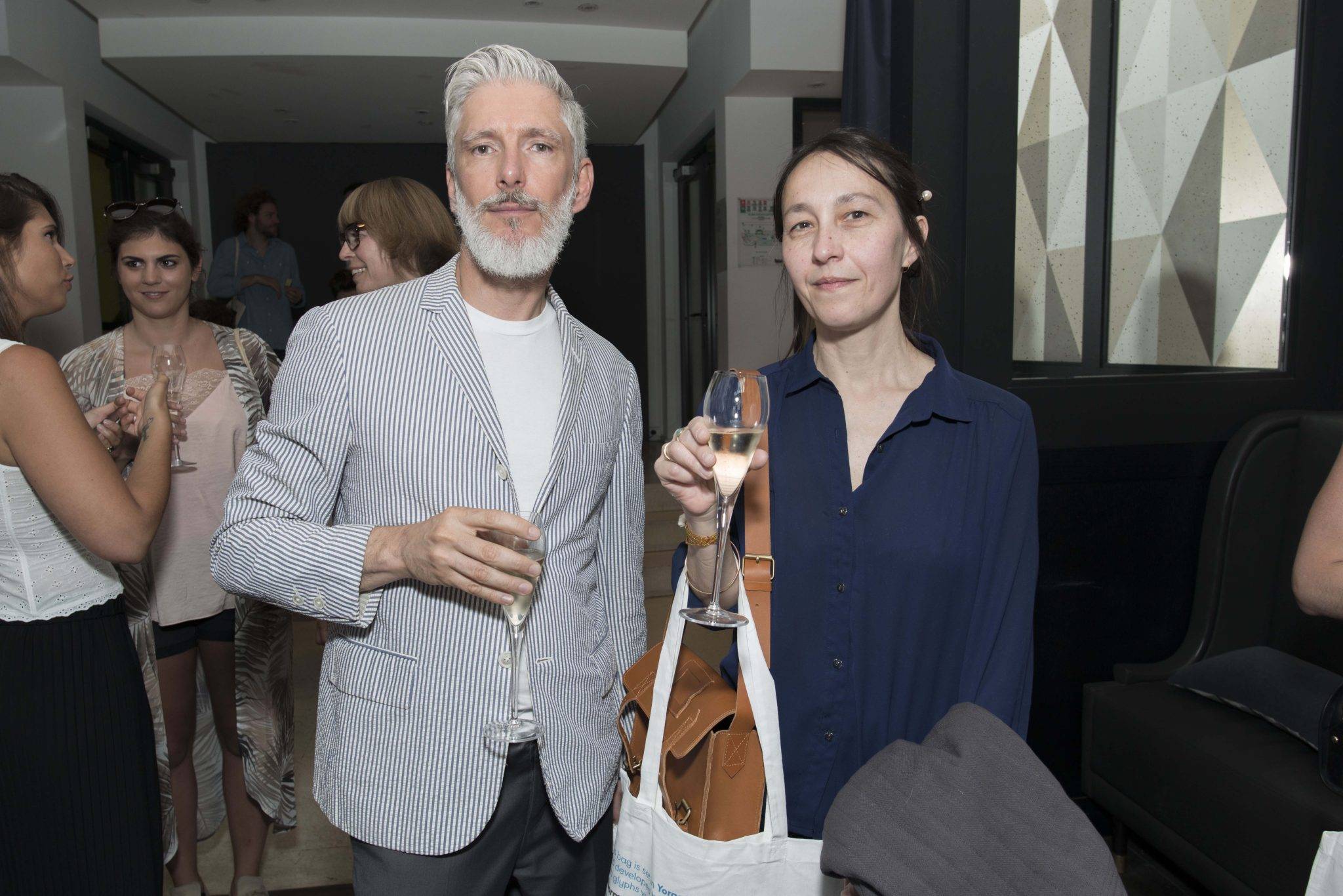  - Yorgo Tloupas transpose l’expérience digitale sur papier avec « Publication »