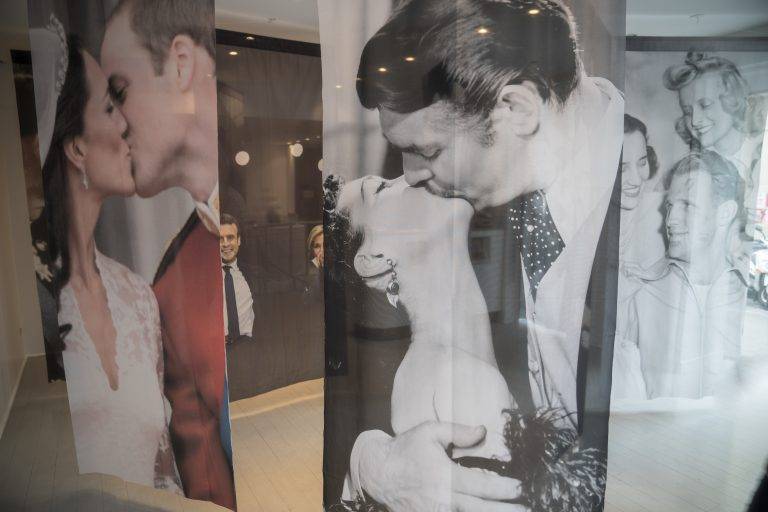 Le Baiser de Nous Deux va droit au Coeur