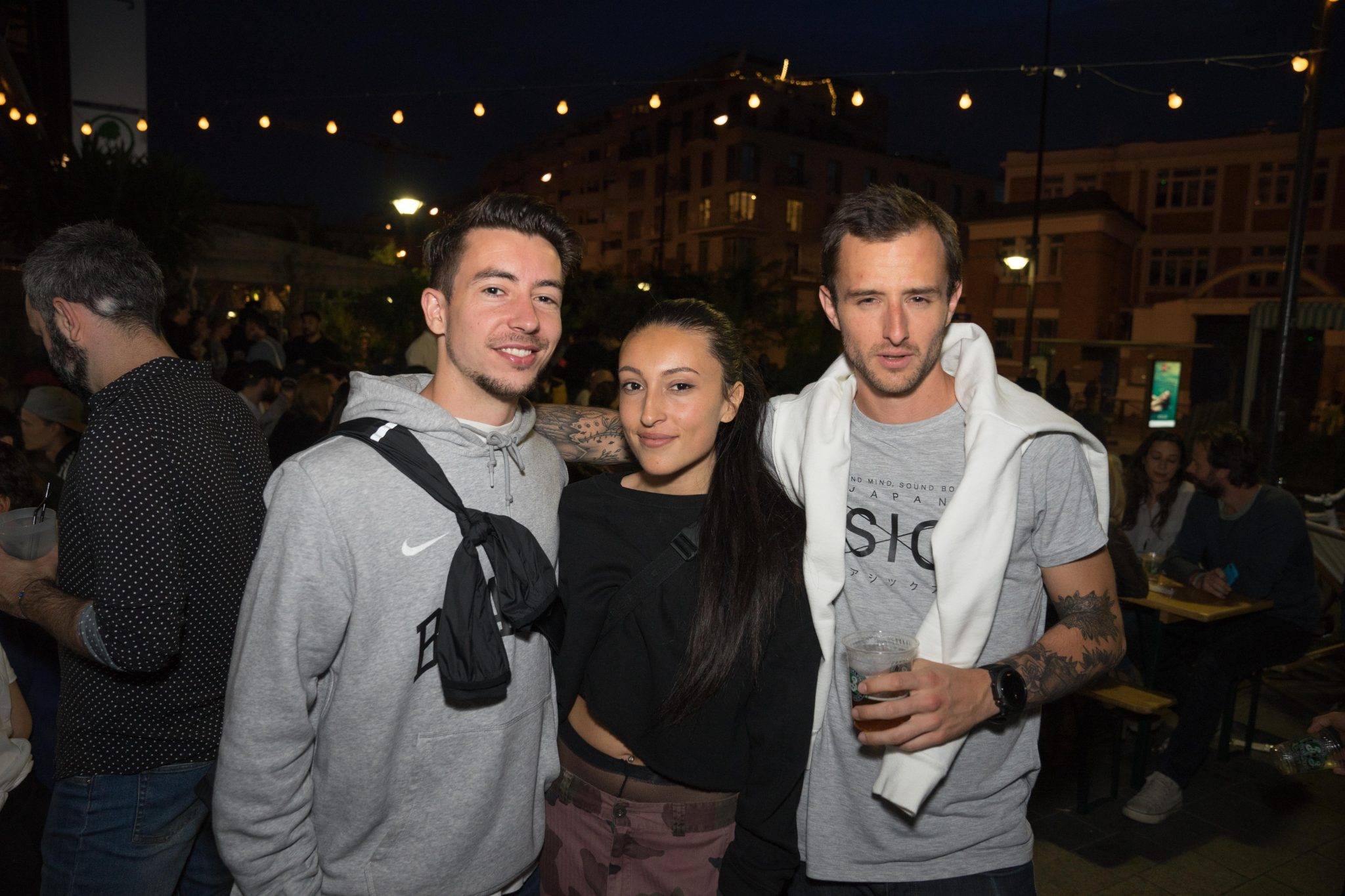  - À la table de l’association Va Faire Cuire Un Oeuf