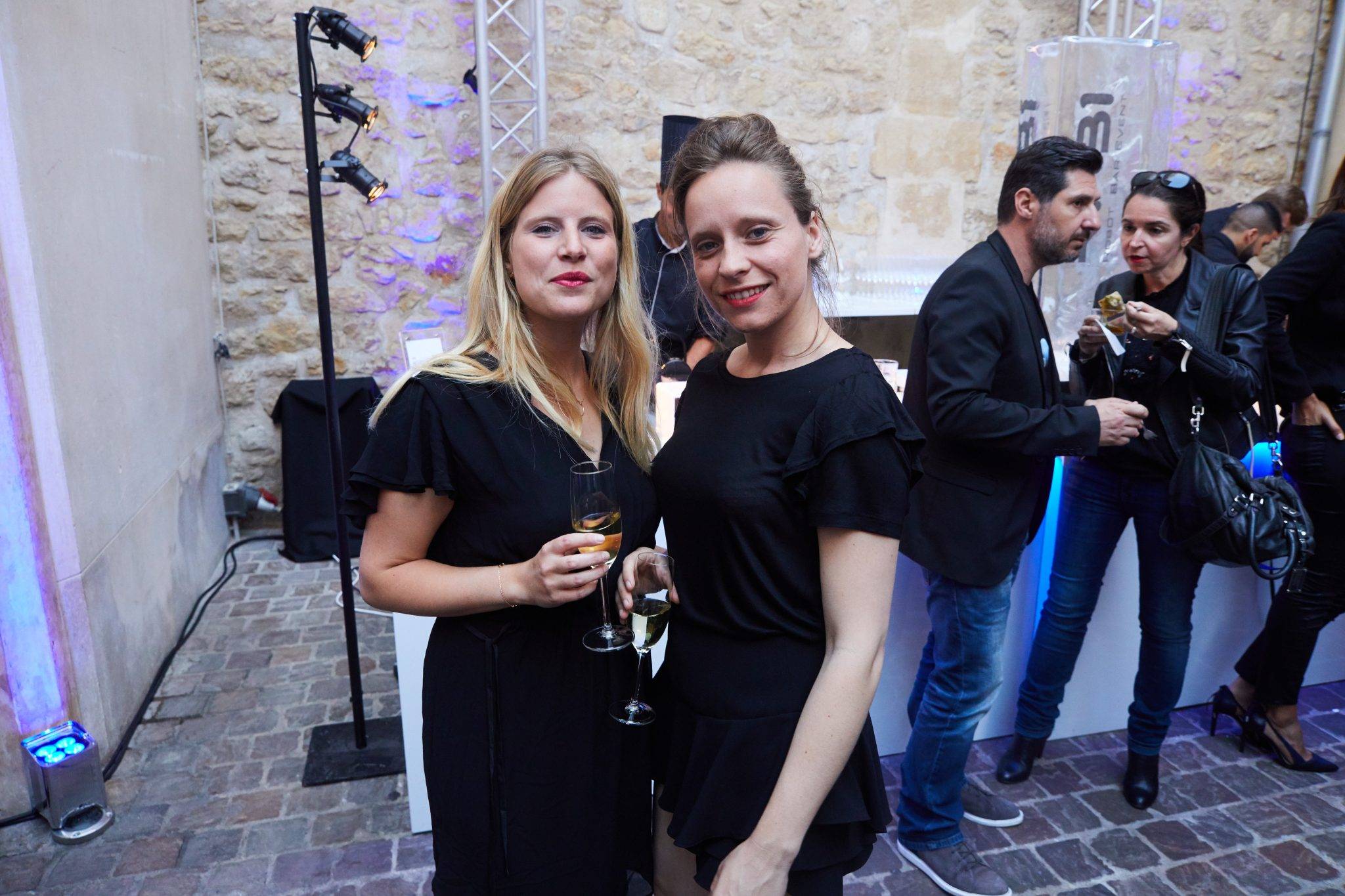  - Hors-Concept présente R1-B1, robot-barman pour vous servir !