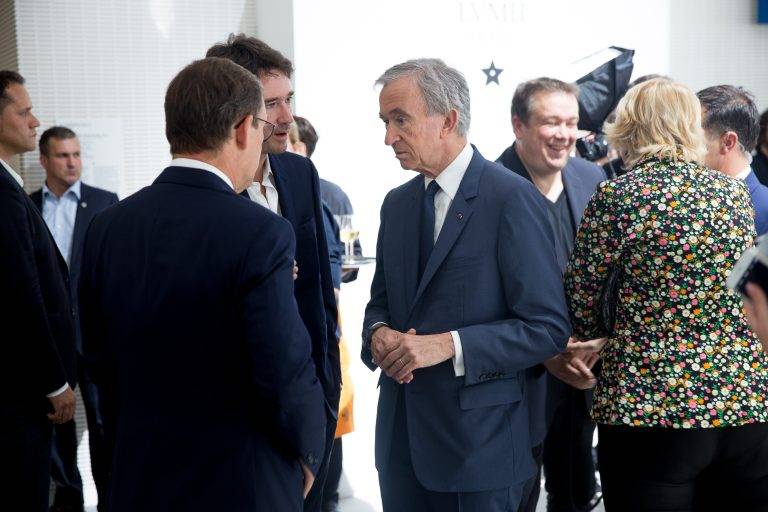  - Rihanna remet le LVMH Prize à Marine Serre