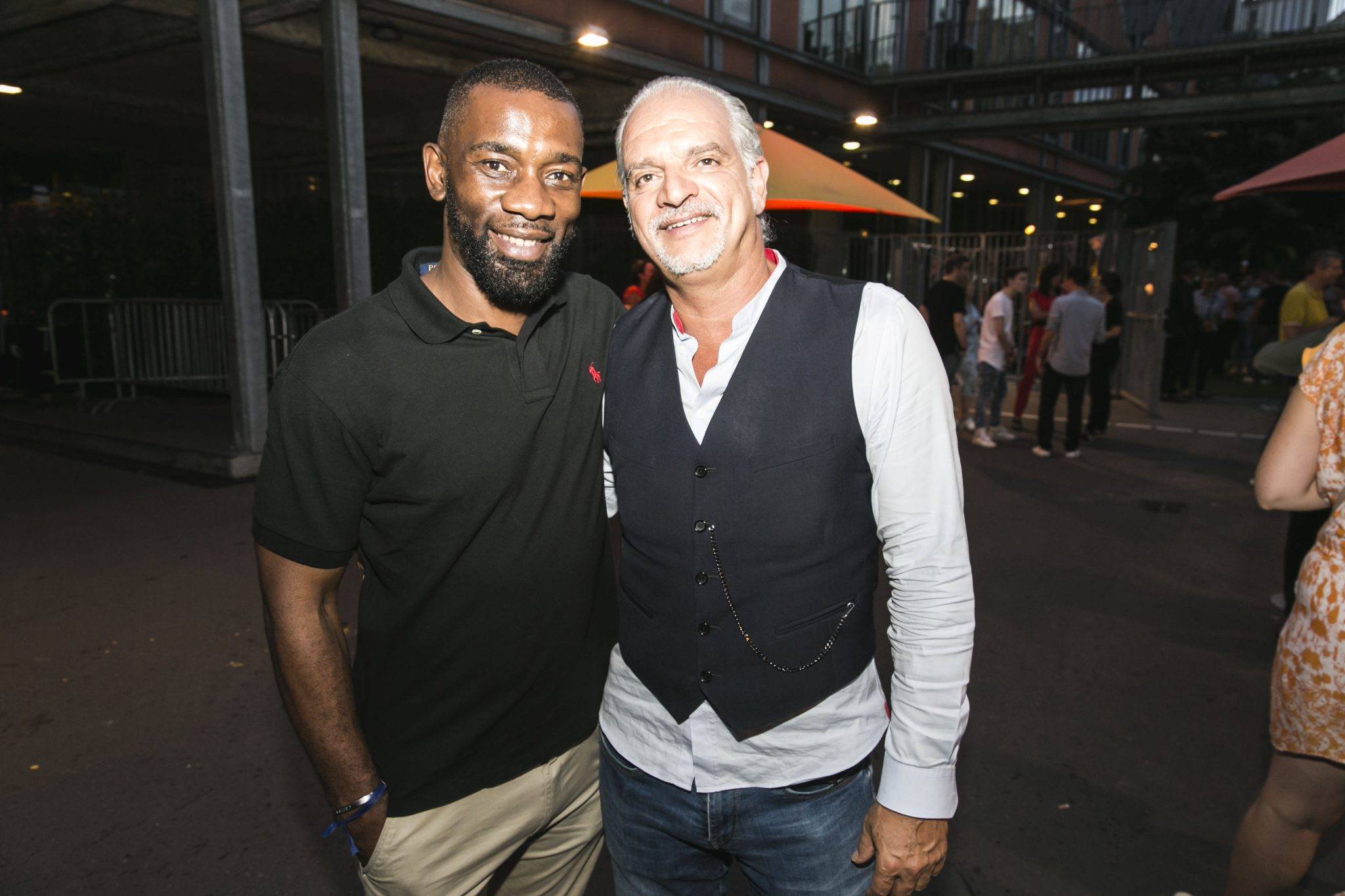  - Feder et Sônge aux platines pour la garden party de Warner Music