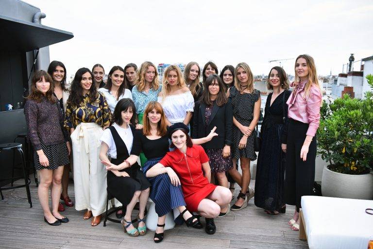 Les Tara Girls réunies autour de Colombe Campana