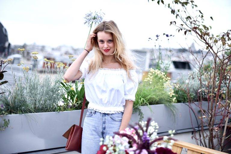 Les Tara Girls réunies autour de Colombe Campana