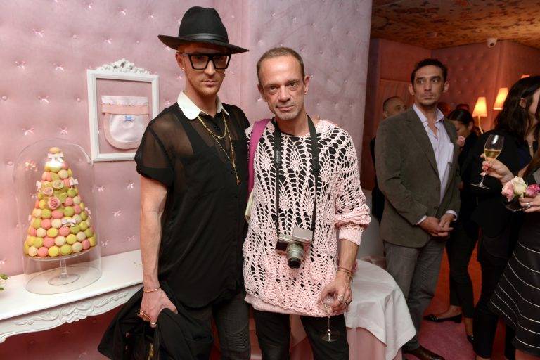  - Inauguration de la pâtisserie-boudoir de Zahia Dehar