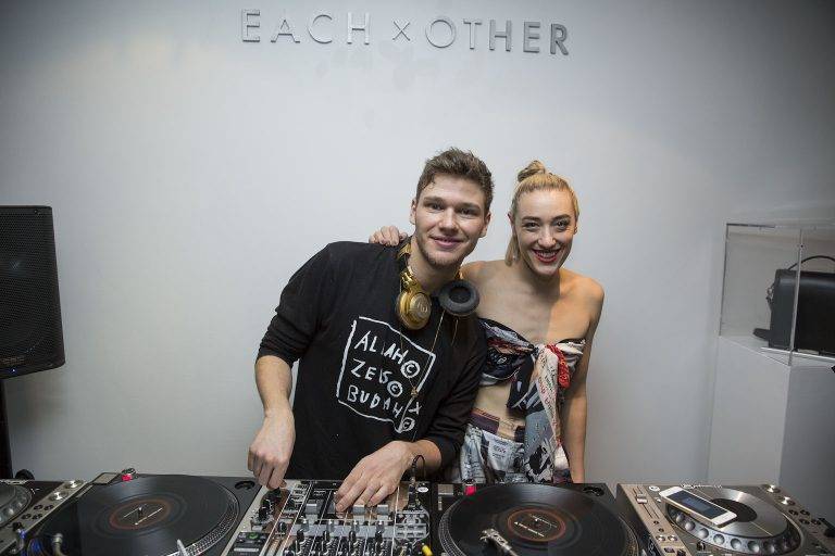  - EACH X OTHER ‘ART MEETS FASHION’ PRESENTATION