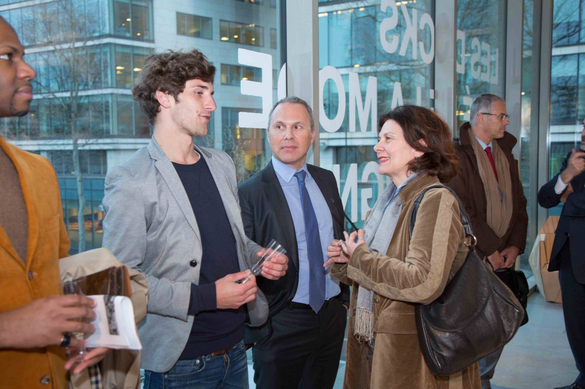  - OFFLINE Galerie Nicolas Hugo, Rofaïda Zaïd Gallery et Artsper