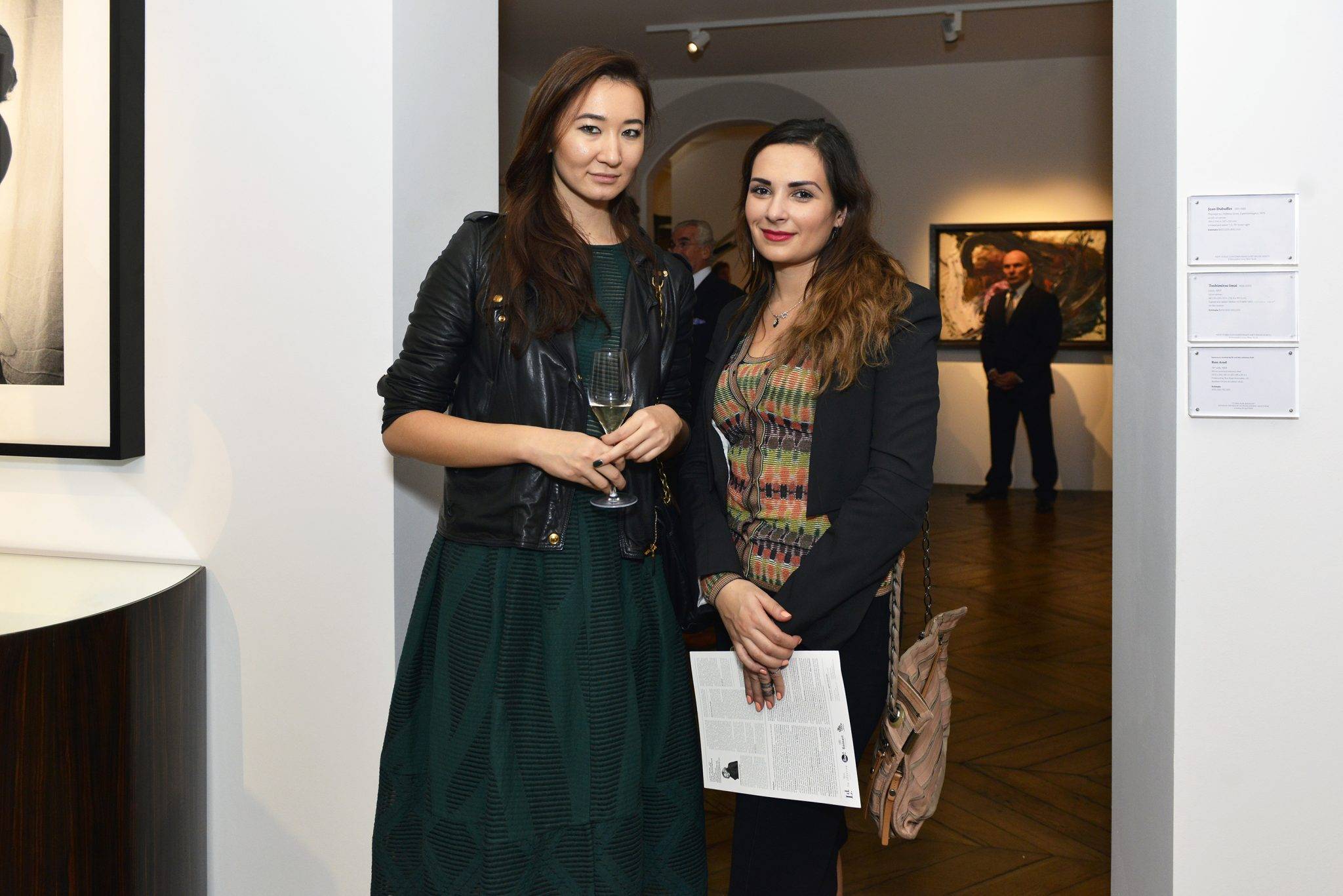  - PHILLIPS : Exposition des futures ventes d’art contemporain & design