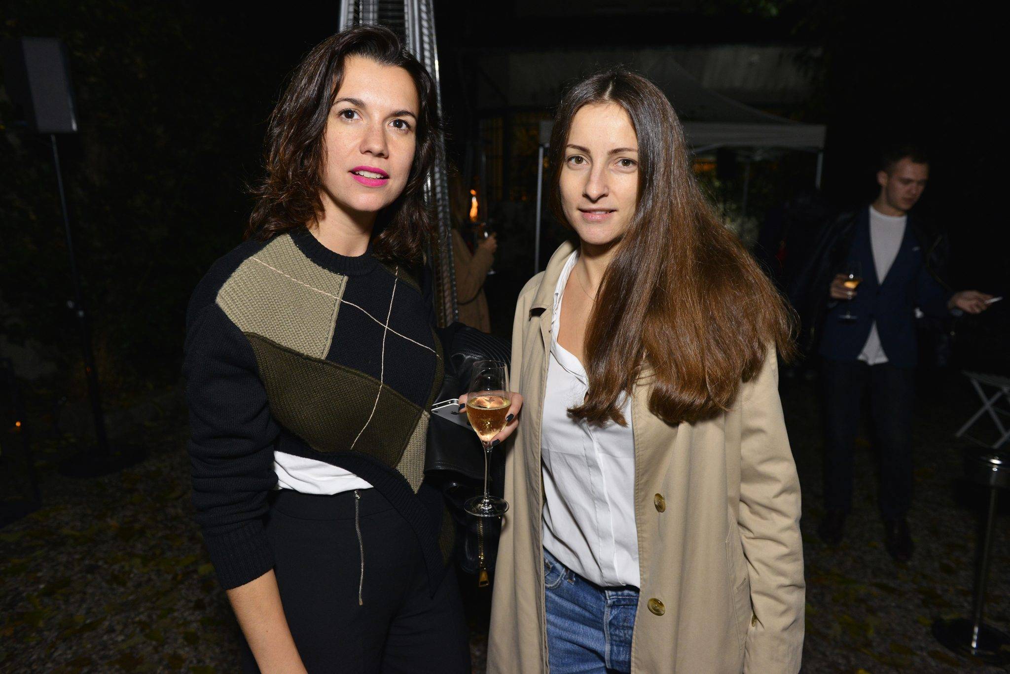  - PHILLIPS : Exposition des futures ventes d’art contemporain & design