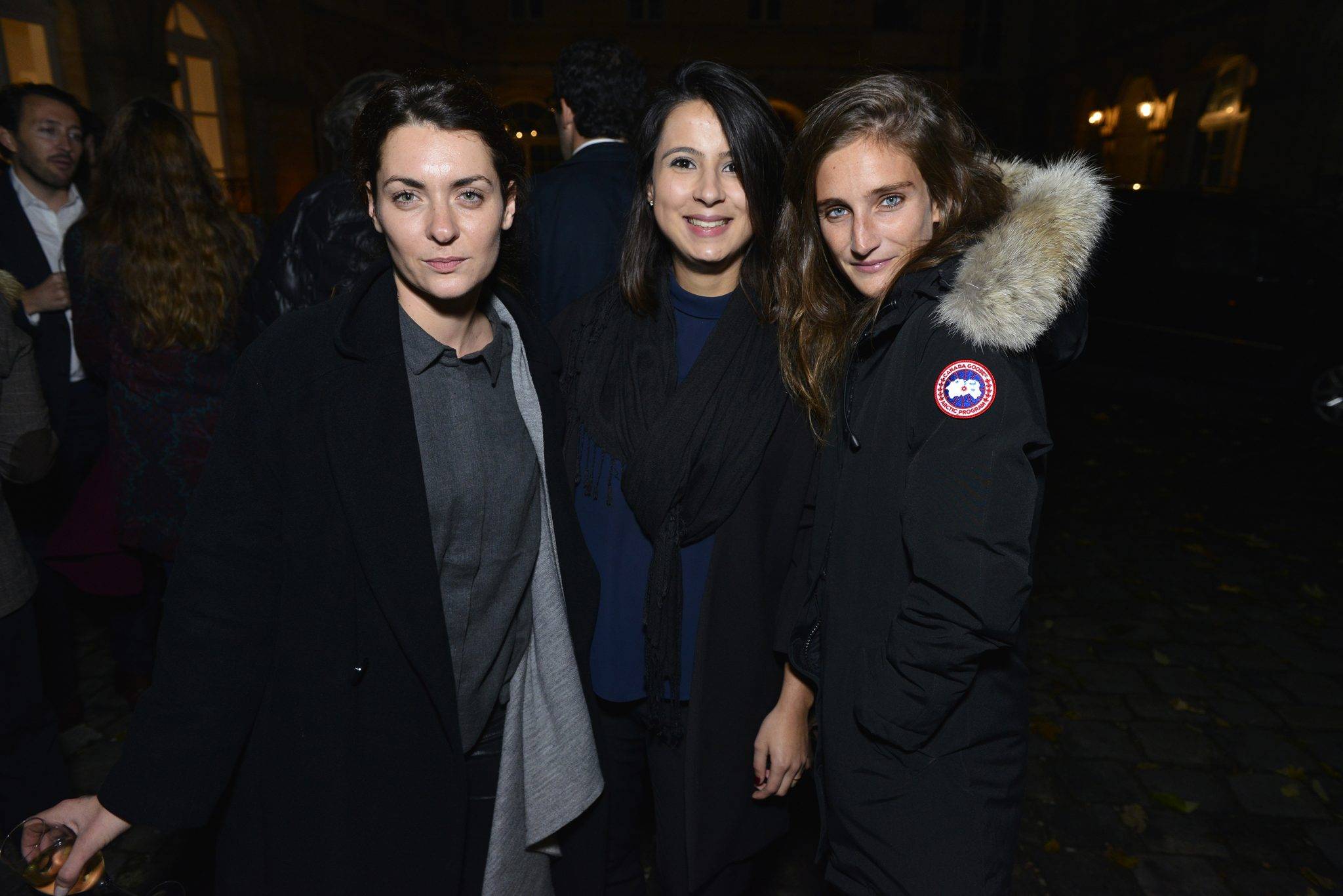  - PHILLIPS : Exhibition of future sales of contemporary art & design