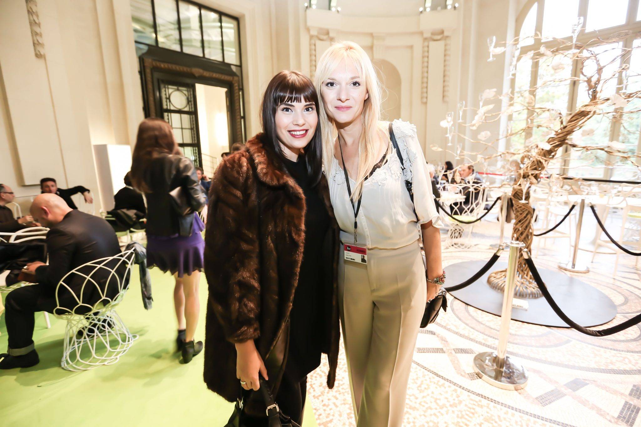  - FIAC 21015 – Floraison enchantée de la maison Perrier-Jouët