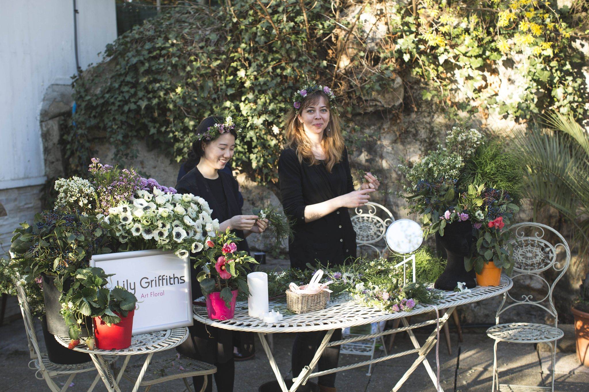  - Fruits and Wine presents its floral collection