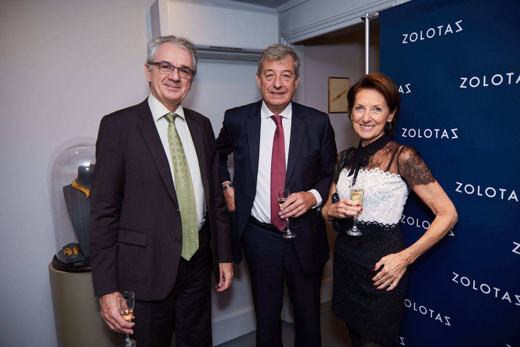  - Zolotas inaugure une nouvelle boutique et s’engage contre le SIDA