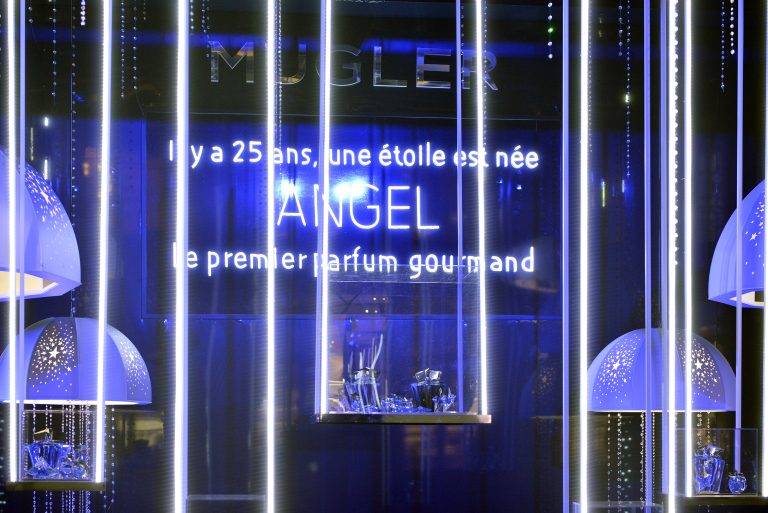 Angel de Thierry Mugler fête 25 ans au paradis
