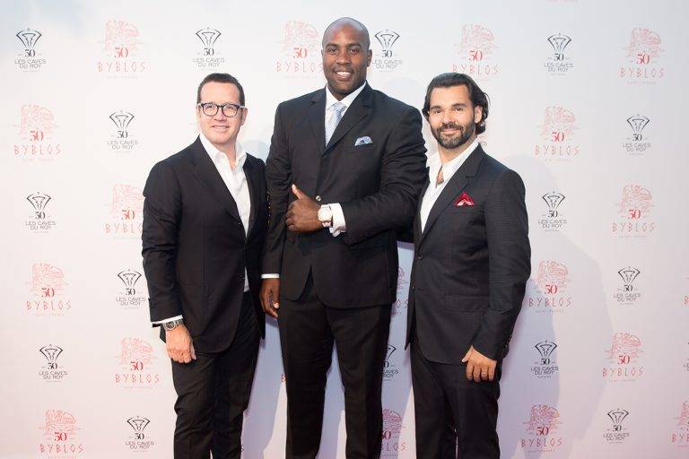 Le palace Byblos sort le grand jeu pour ses noces d’Or avec les Caves du Roy