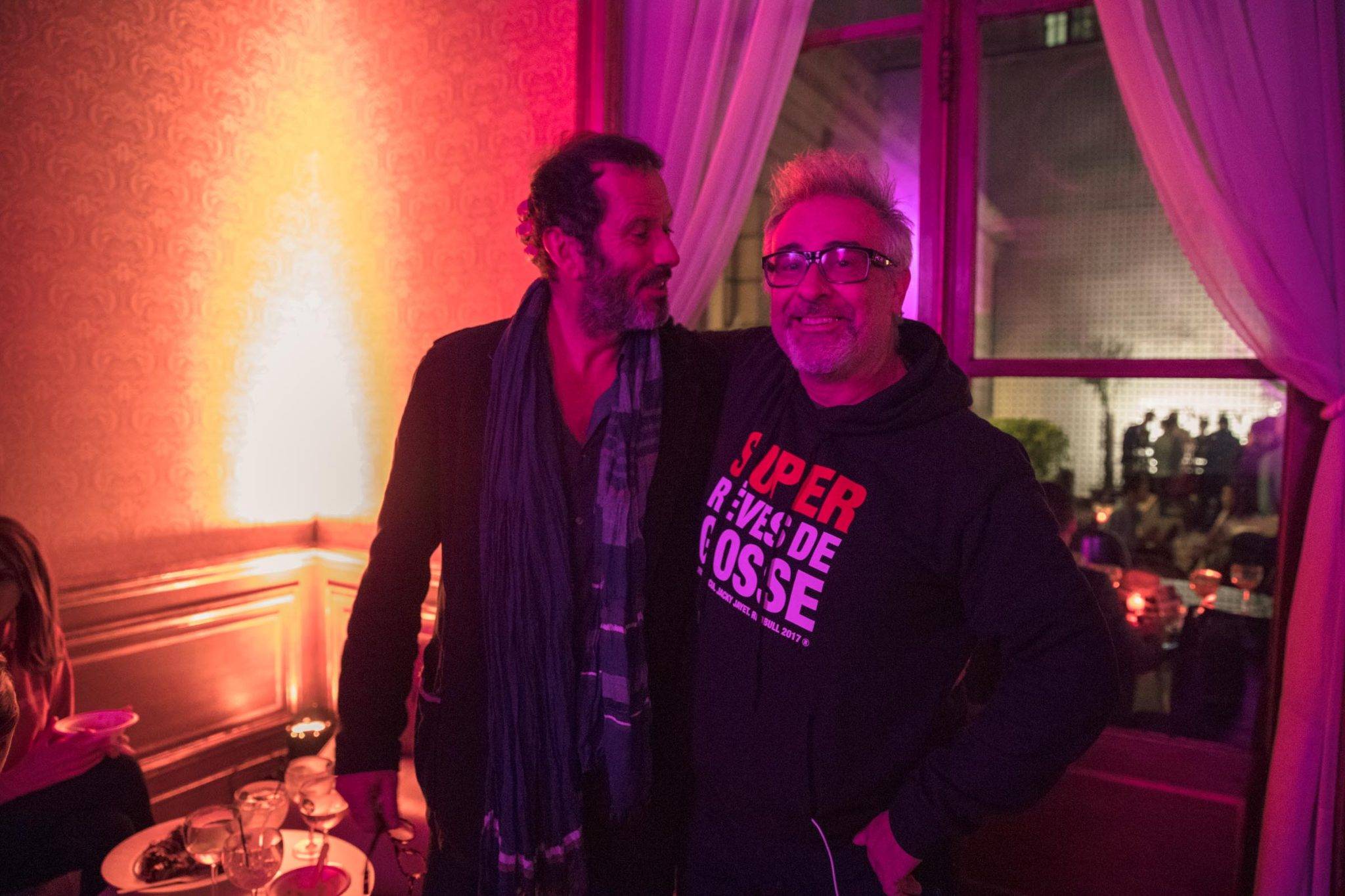  - Fïnley’s Magic Hour extends summer in The Garden – The Experience