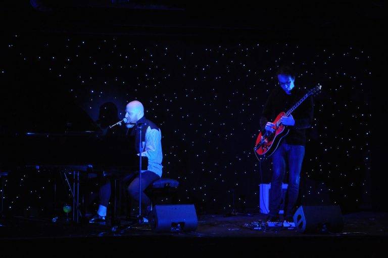  - Leonard Lasry sur la scène du Crazy Horse pour son nouvel album