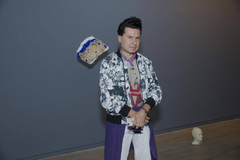 La Fondation d’entreprise Ricard expose le corpus narratif de Fabien Giraud et Raphaël Siboni