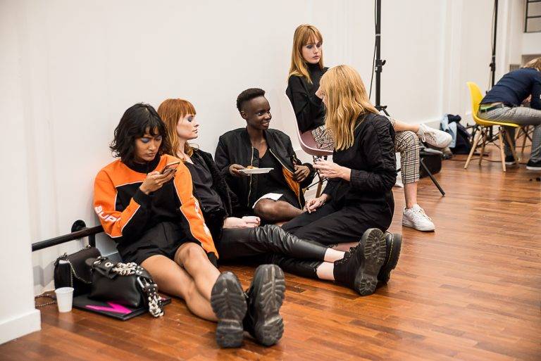 Au premier rang du défilé Lutz Huelle printemps-été 2019