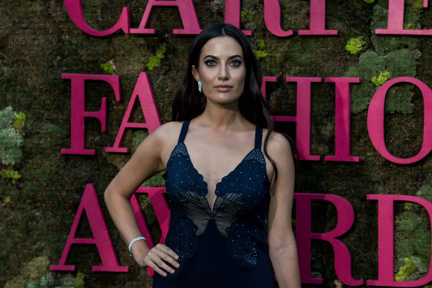  - Elle Macpherson, Cindy Crawford and Julianne Moore shine on Milan’s Green Carpet