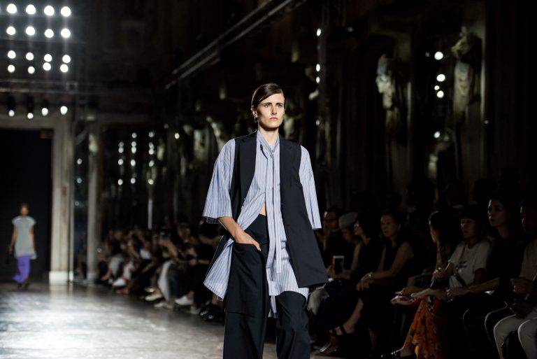 Au premier rang du défilé Ujoh printemps-été 2019