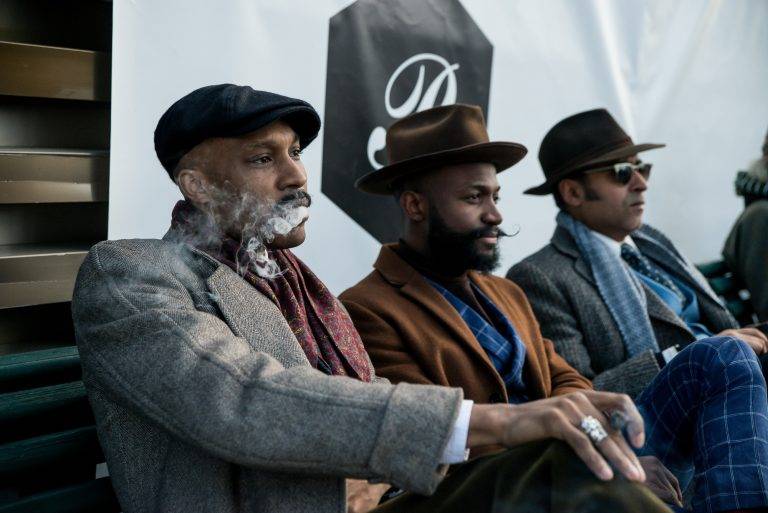 À Florence, la mode s’exprime dans la rue pour Pitti Uomo 95