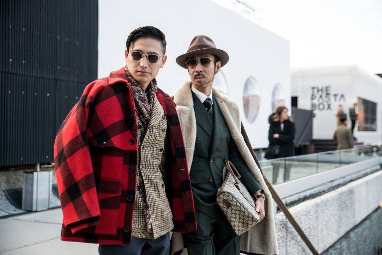 À Florence, la mode s’exprime dans la rue pour Pitti Uomo 95
