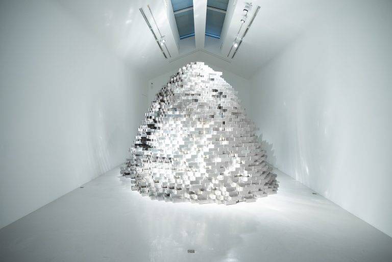 Jean-Michel Othoniel, Otani Workshop et Kim Chong-Hak à l’honneur chez Perrotin