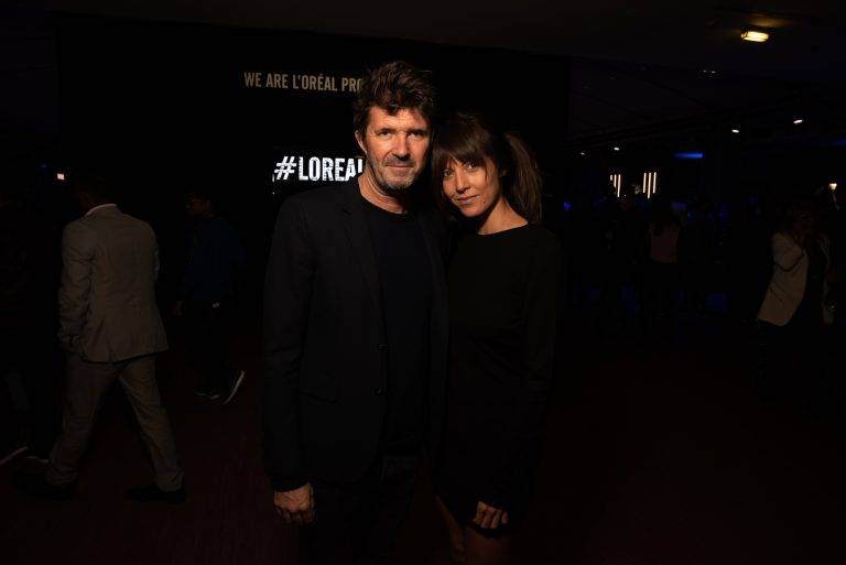  - Alexa Chung fête “La French” pour les 110 ans de L’Oréal Professionnel