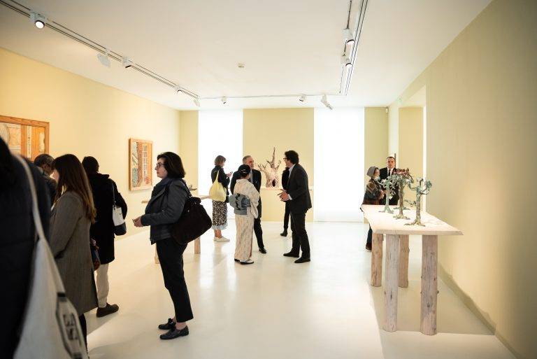 « Into the Trees »: Setsuko expose à la galerie Gagosian