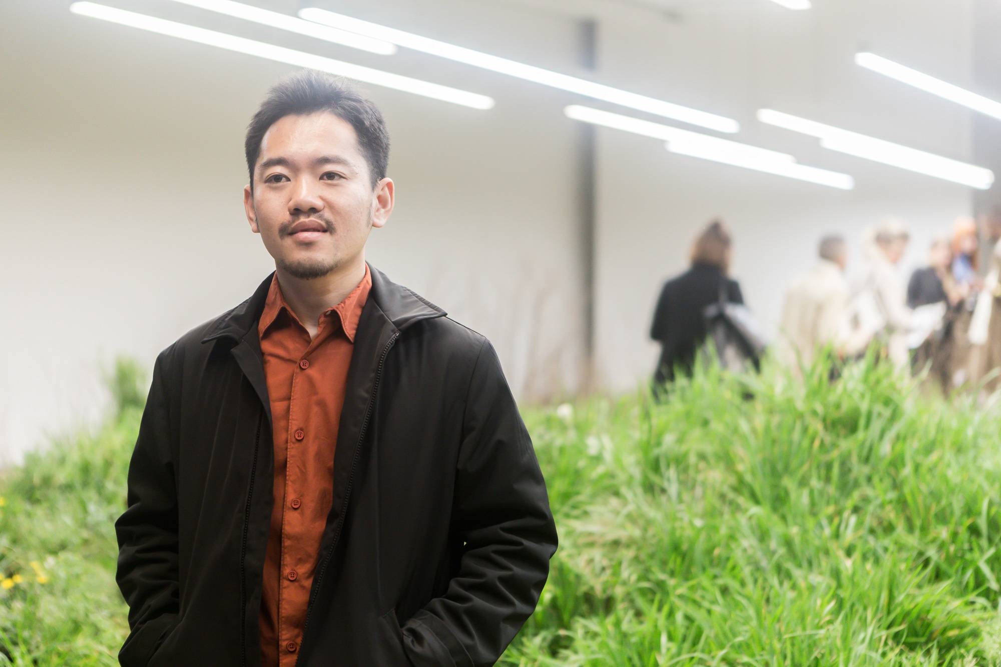  - À Milan, la nature de Linda Tegg s’installe chez Jil Sander