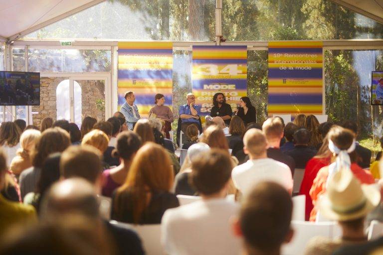 Photography and lunch on the grass: third day at the Hyères 2019 Festival