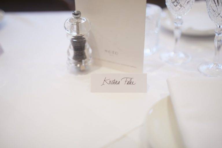 FALKE réunit ses amis pour un dîner de Fashion Week intimiste