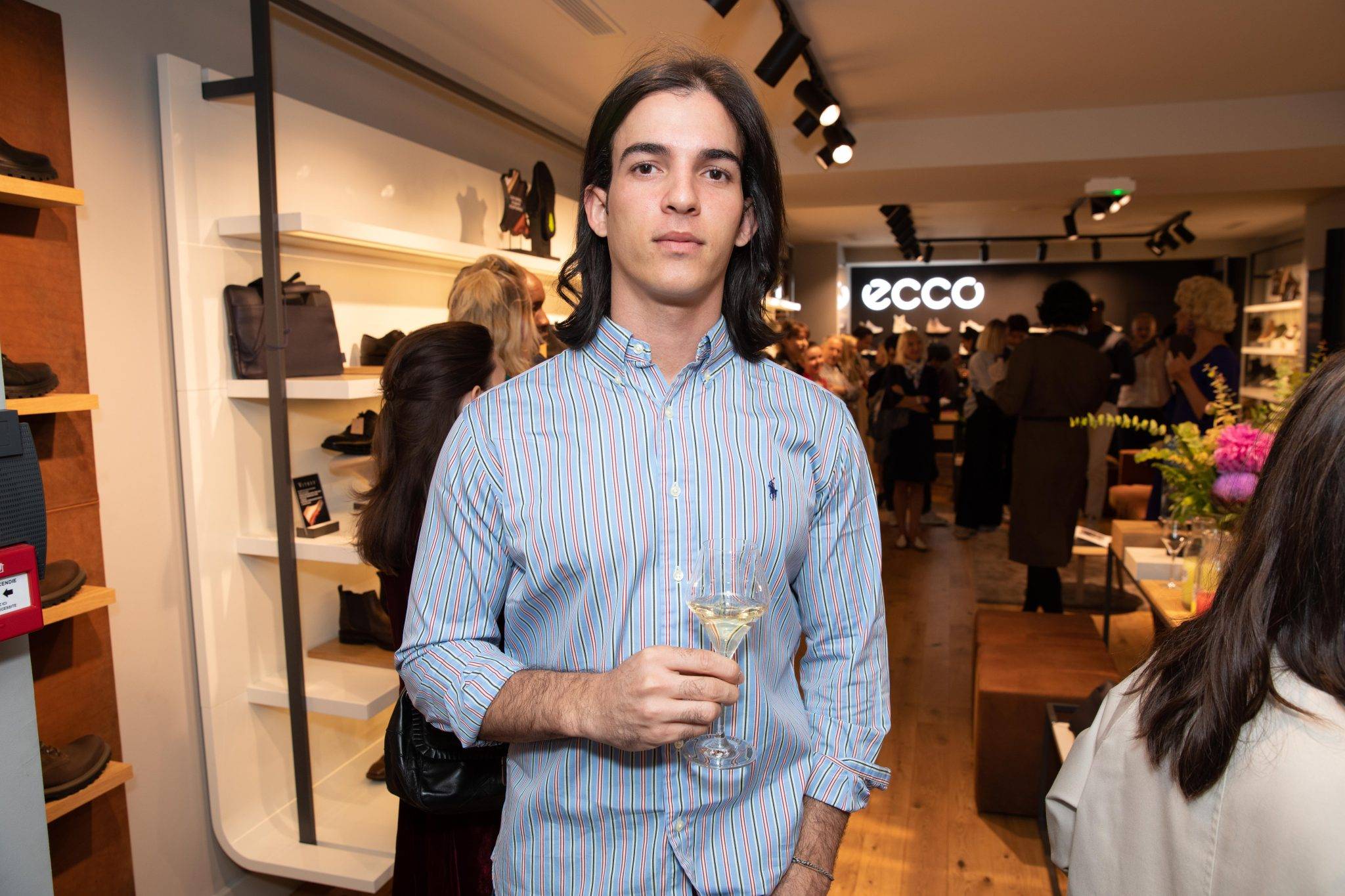  - ECCO expands in Paris