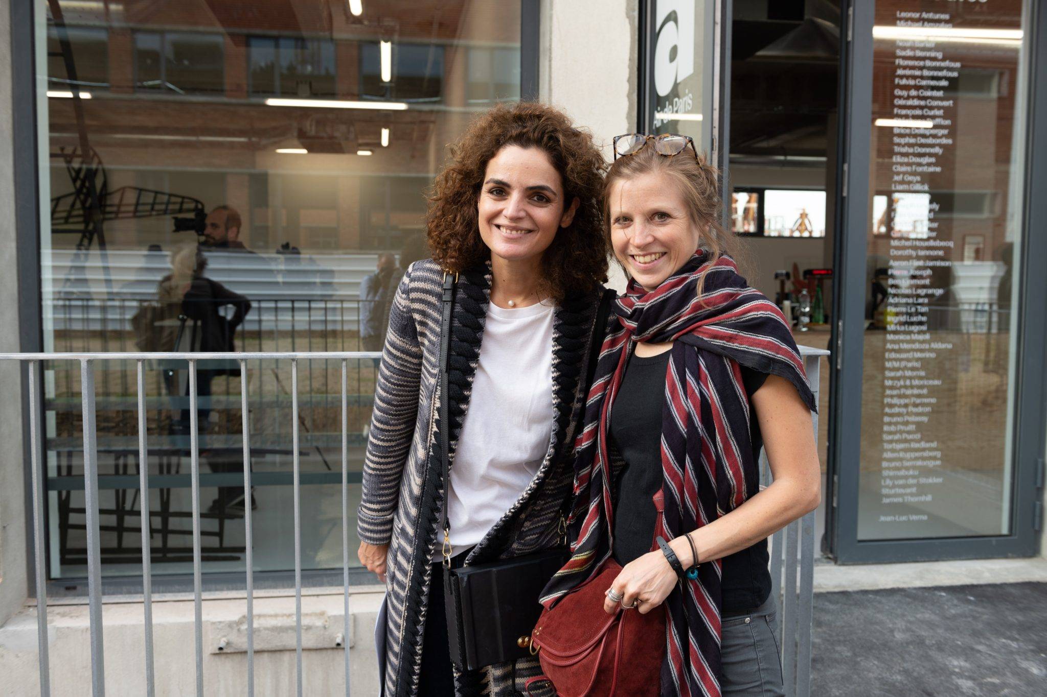  - Cinq galeries parisiennes inaugurent Komunuma