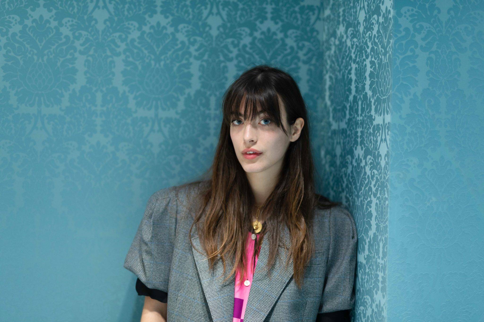  - « Miu Miu Select »: Clara Luciani dévoile sa garde-robe à Paris