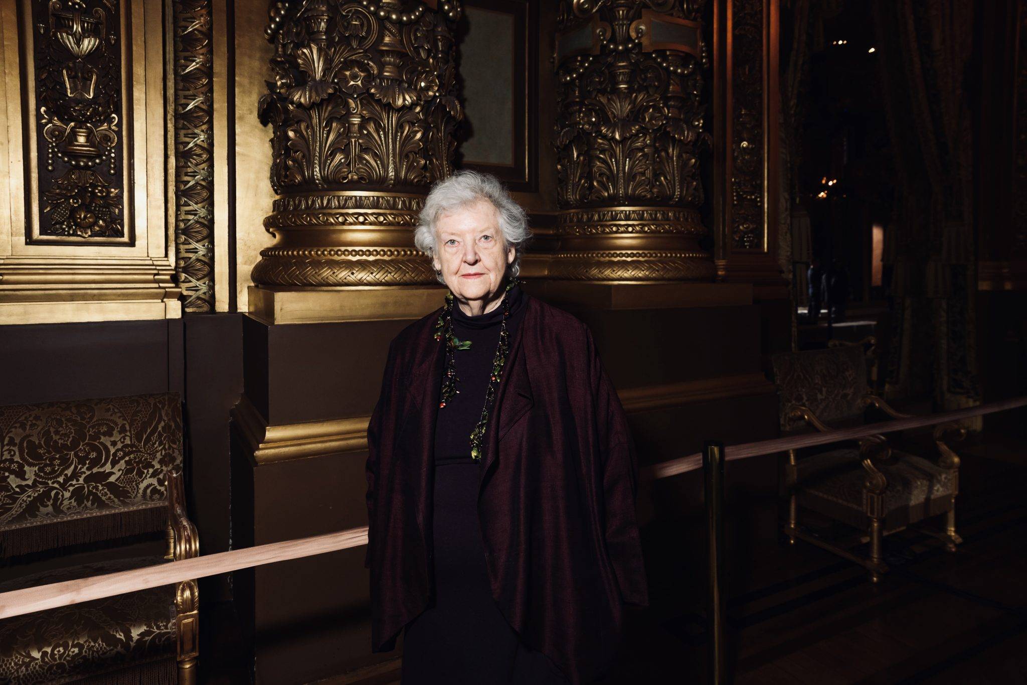  - Sheila Hicks et Constance Jablonski au premier rang chez Stella McCartney