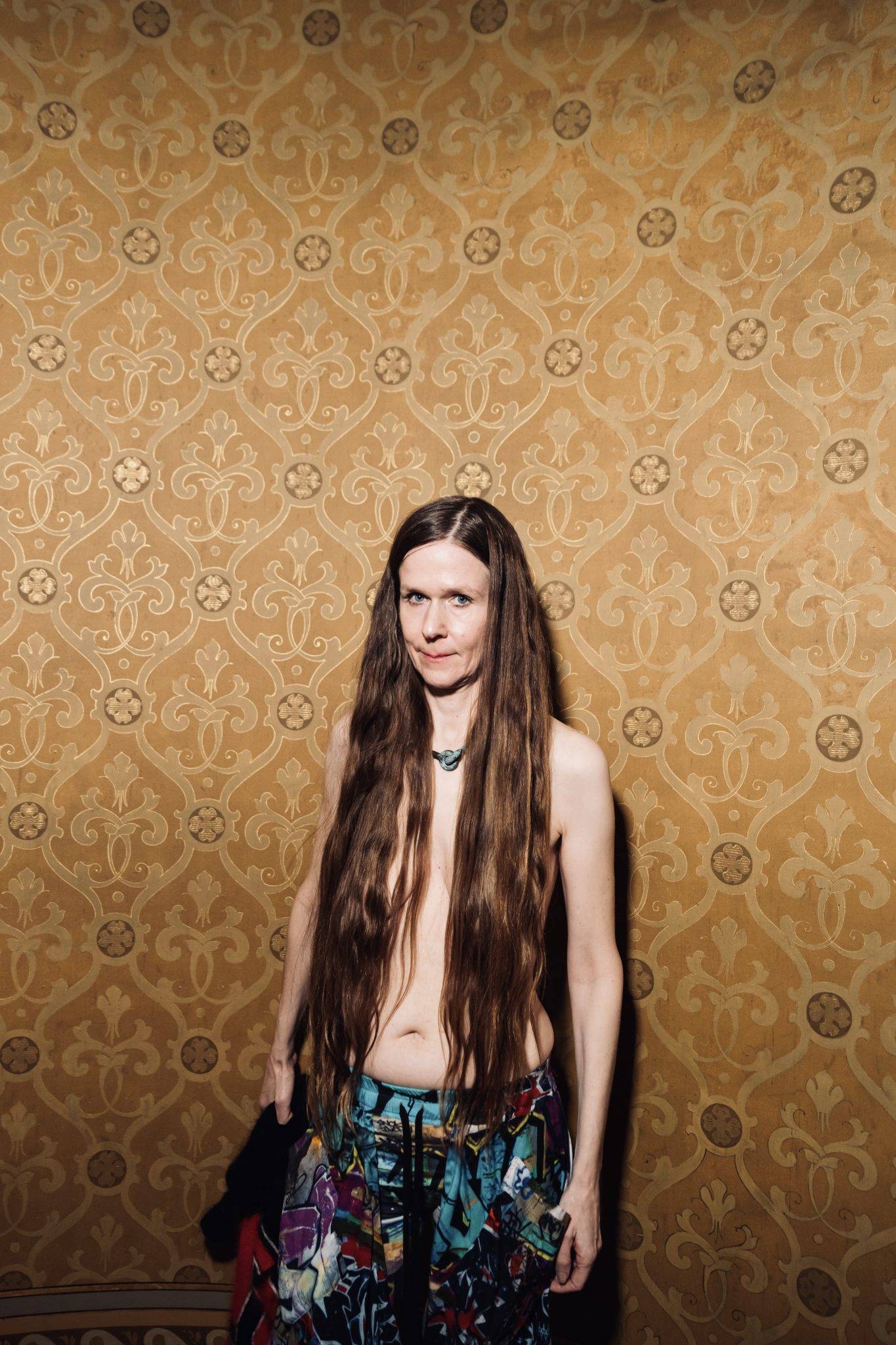  - Bella Hadid mène la révolution d’Andreas Kronthaler pour Vivienne Westwood