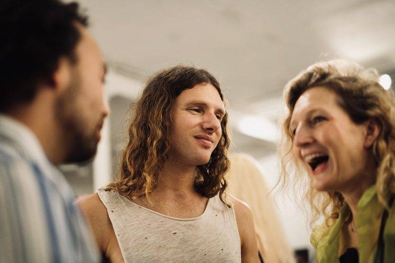  - Lukas Ionesco and Clara Benador bring live music to 0fr