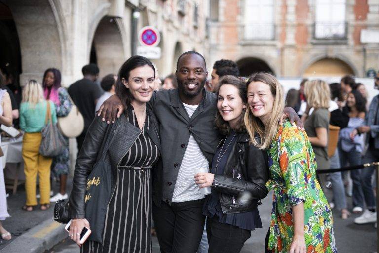  - L’agence SHAKE organise son pique-nique chez Sylvia Rielle