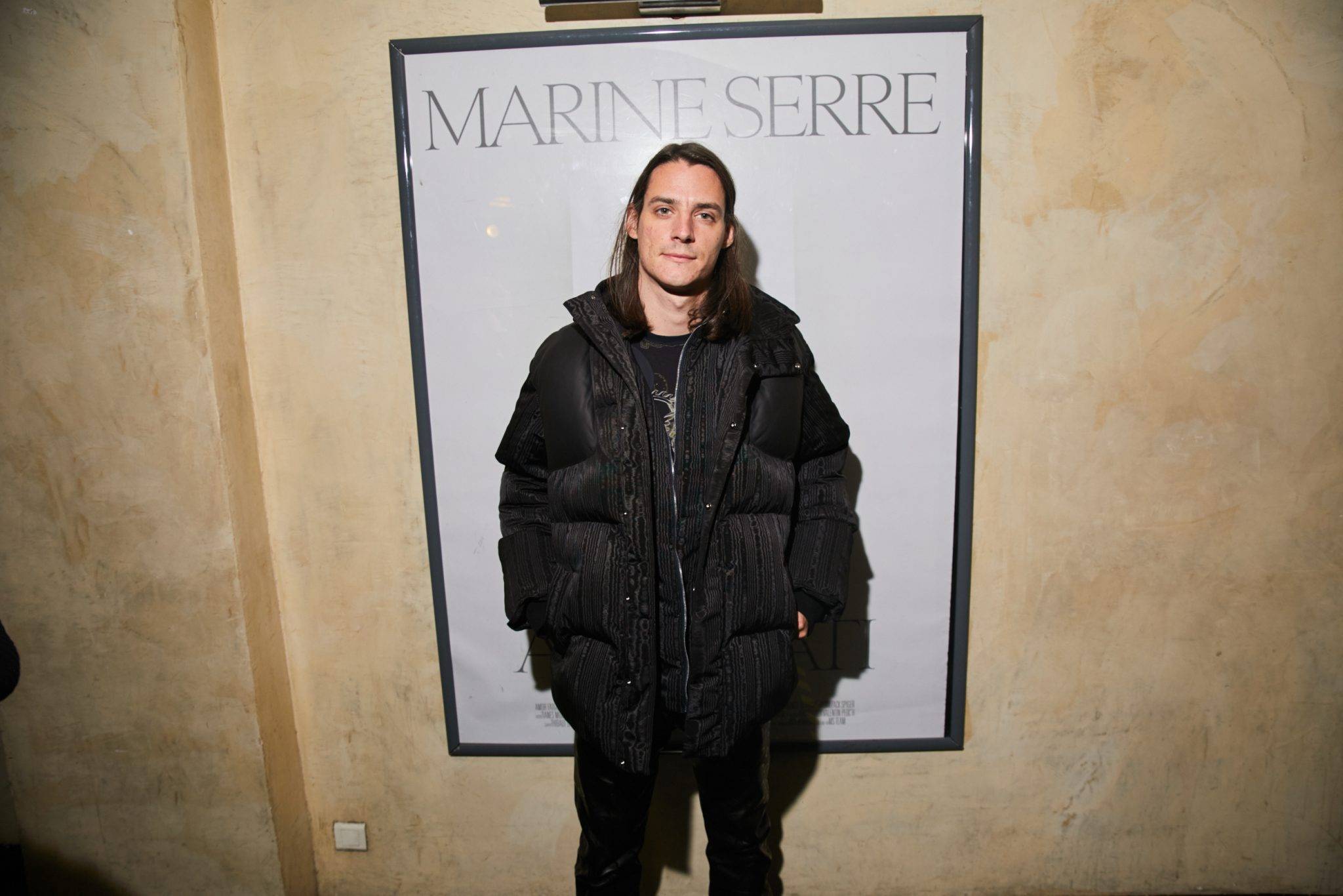  - ‘Amor Fati’: Sevdaliza et Juliet Merie incarnent l’univers dystopique de Marine Serre