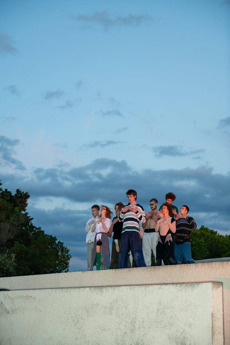 Yseult and (LA)HORDE launch the 35th Hyères Festival
