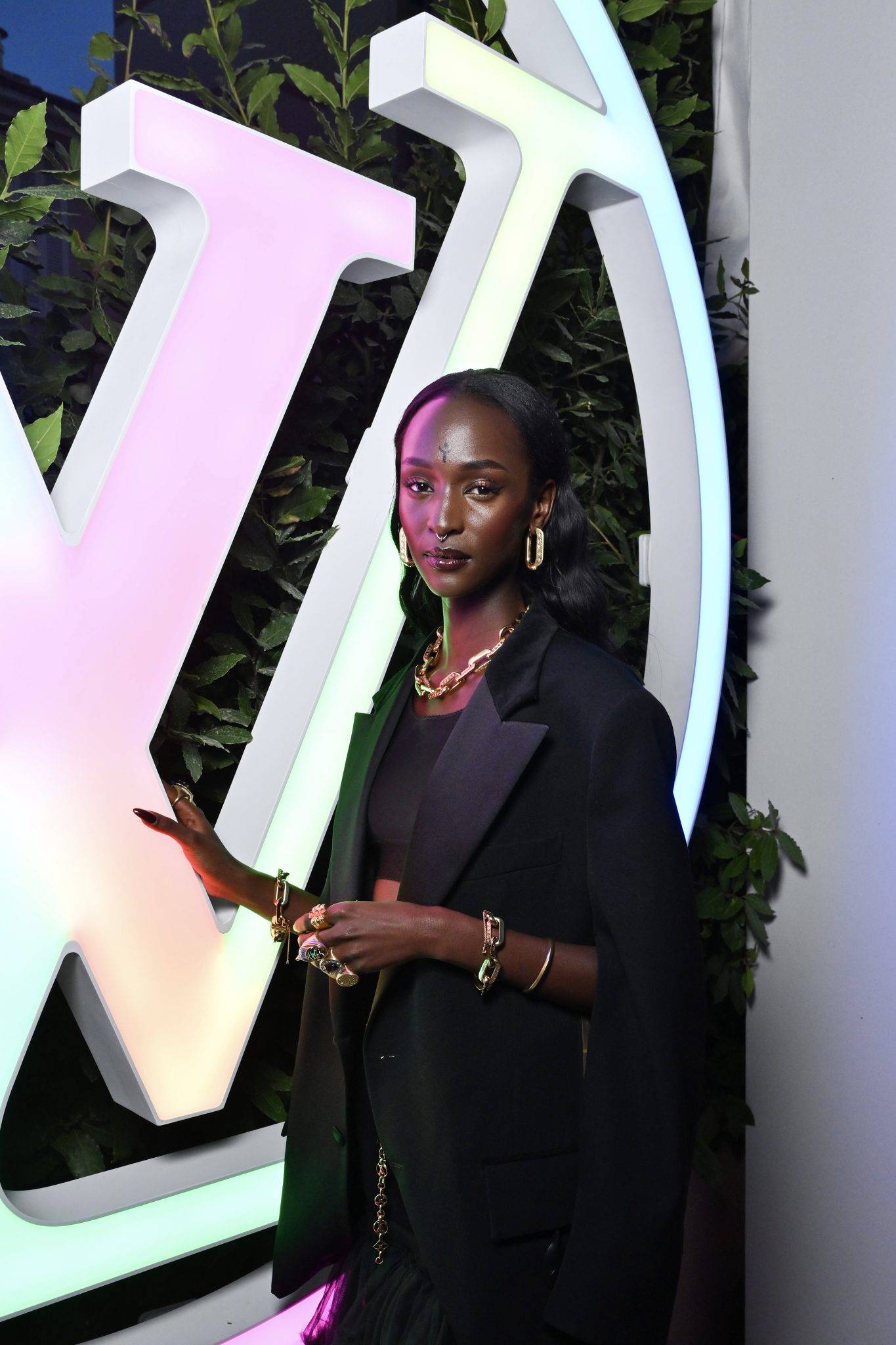  - Cannes: Louis Vuitton invites Timothée Chalamet and Lyna Khoudri