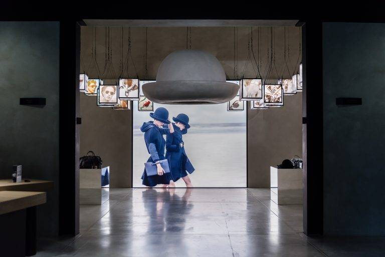 « The Way We Are »: Armani/Silos célèbre les 40 ans d’Emporio Armani